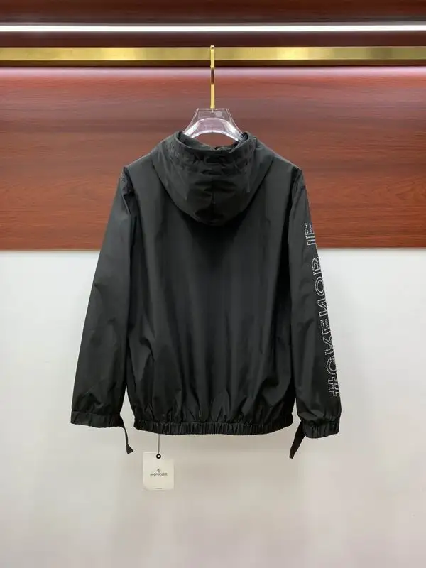 Moncler S-XL xetr01 (3)